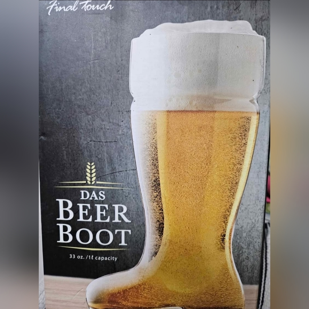 Final Touch The Beer Boot Blown Glass 1 Liter/33oz new in Box